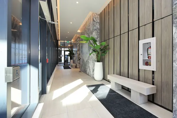 Mississauga, ON L5H 0A7,215 Lakeshore RD W #331