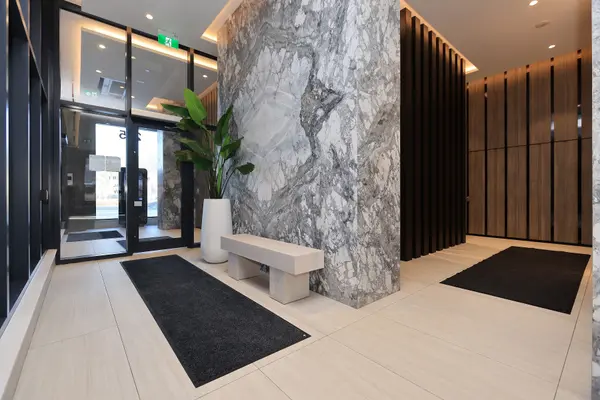 Mississauga, ON L5H 0A7,215 Lakeshore RD W #331