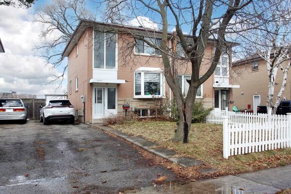 2443 Brookhurst RD, Mississauga, ON L5J 1R4