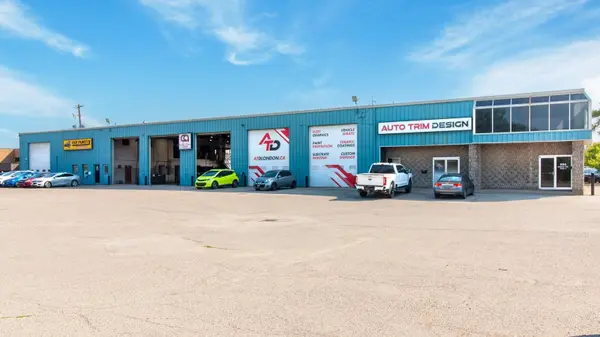 580 Clarke RD #1, London East, ON N5V 3K5