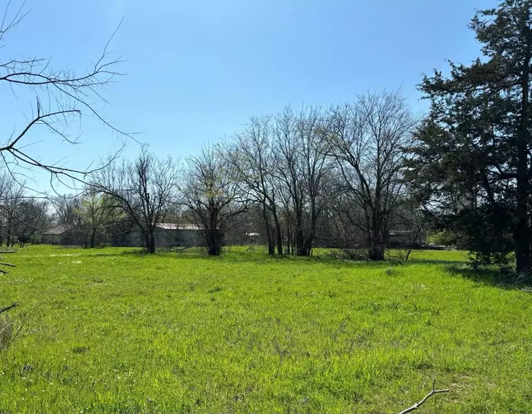 350 E San Antonio Avenue, Cooper, TX 75432