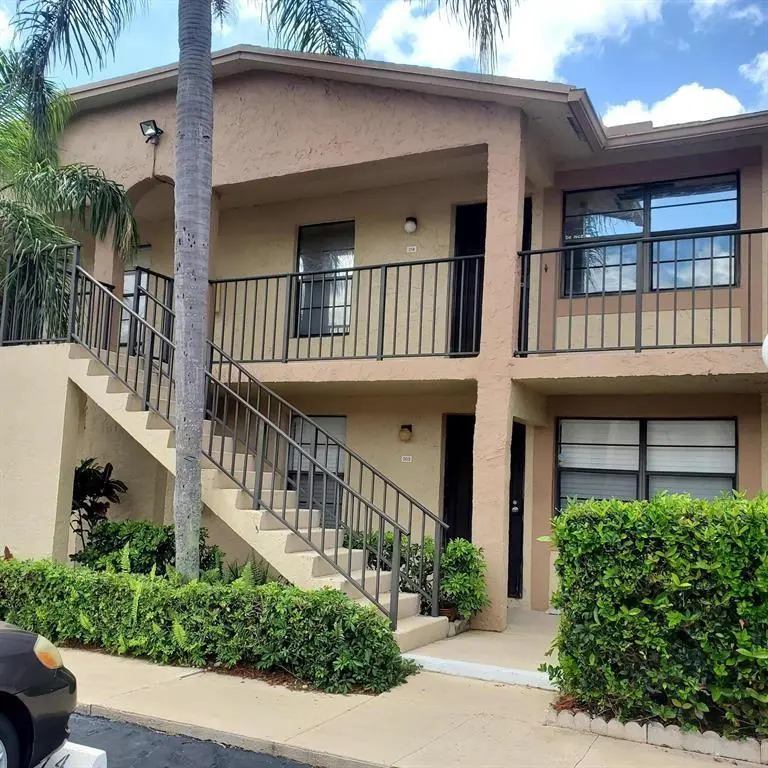 Boca Raton, FL 33428,9430 Boca Cove Cir #203