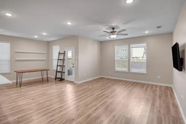 Anna, TX 75409,909 Penny Street