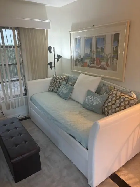 Boca Raton, FL 33432,3096 Cadiz Rd