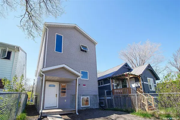 Regina, SK S4T 1Y8,1352 Angus STREET