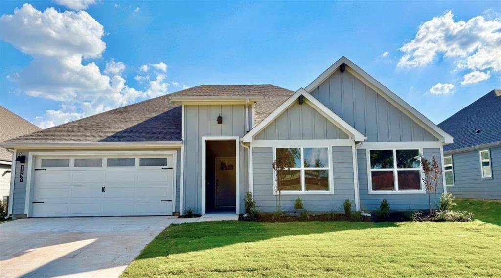 1149 KEYSTONE Drive, Granbury, TX 76048