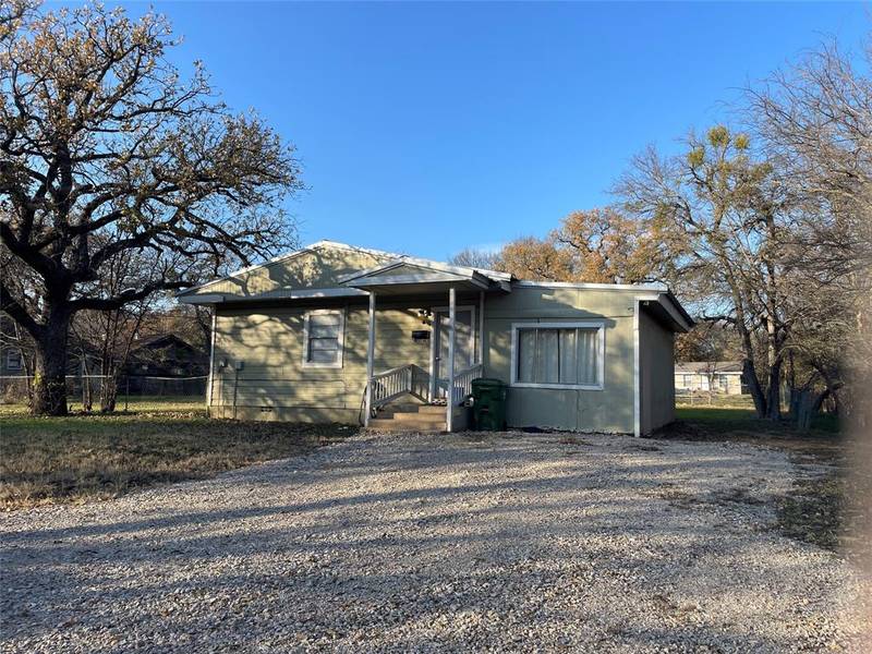 300 NW 13th Street, Mineral Wells, TX 76067