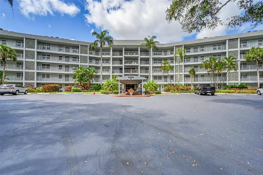 4020 W Palm Aire Dr #503, Pompano Beach, FL 33069
