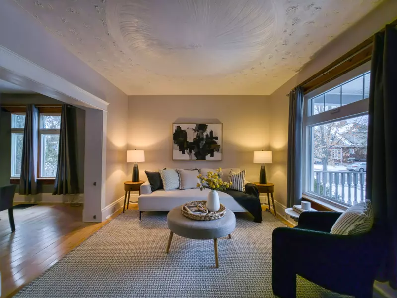 58 Pandora AVE N, Kitchener, ON N2H 3C3