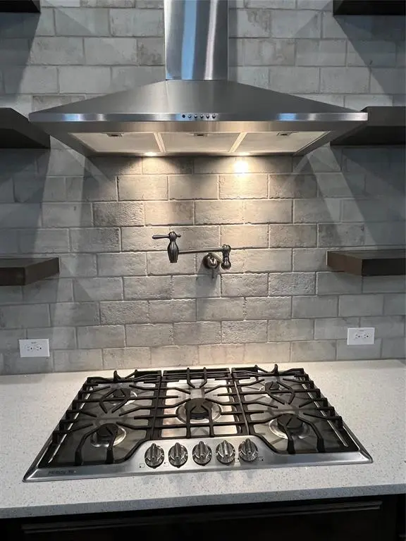 Little Elm, TX 76227,7040 Cross Point Lane