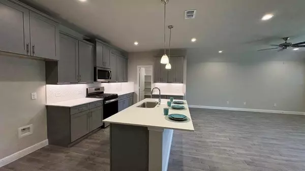 Granbury, TX 76048,1149 KEYSTONE Drive