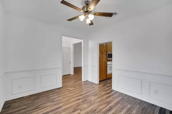 Waxahachie, TX 75165,1102 Westminister Drive