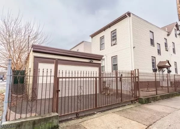 Newark City, NJ 07106,74 Smith St