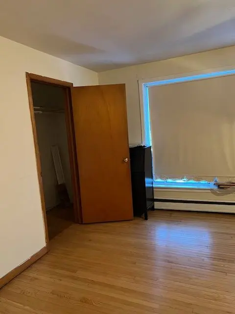 Toronto E06, ON M1L 3Z3,586 Warden AVE #upper