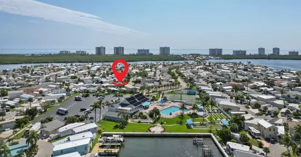 Jensen Beach, FL 34957,305 Nettles Blvd