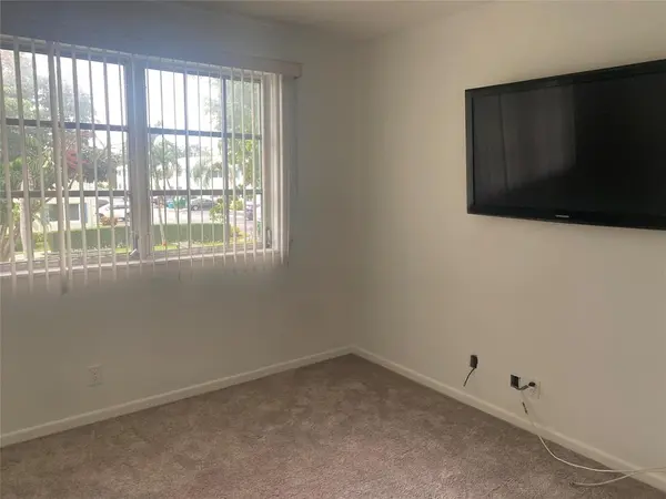 Fort Lauderdale, FL 33308,1821 NE 62nd St #432