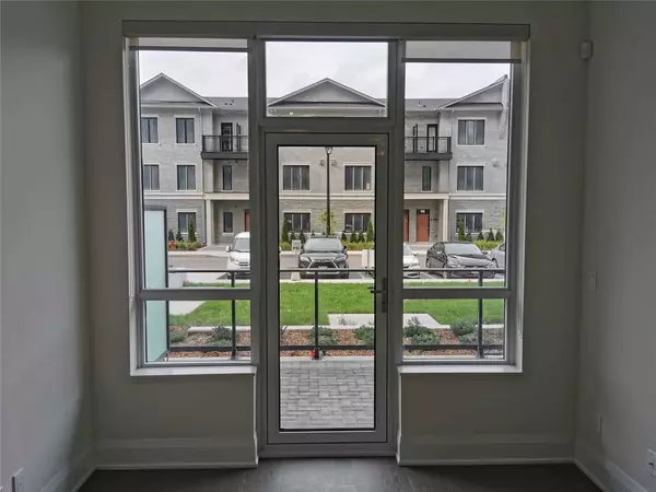 396 Highway 7 RD E #107, Richmond Hill, ON L4B 0G7