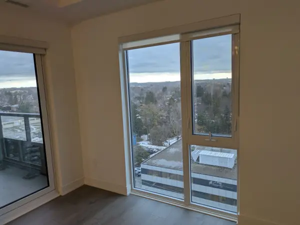 Newmarket, ON L3Y 2R3,715 Davis DR #B1207