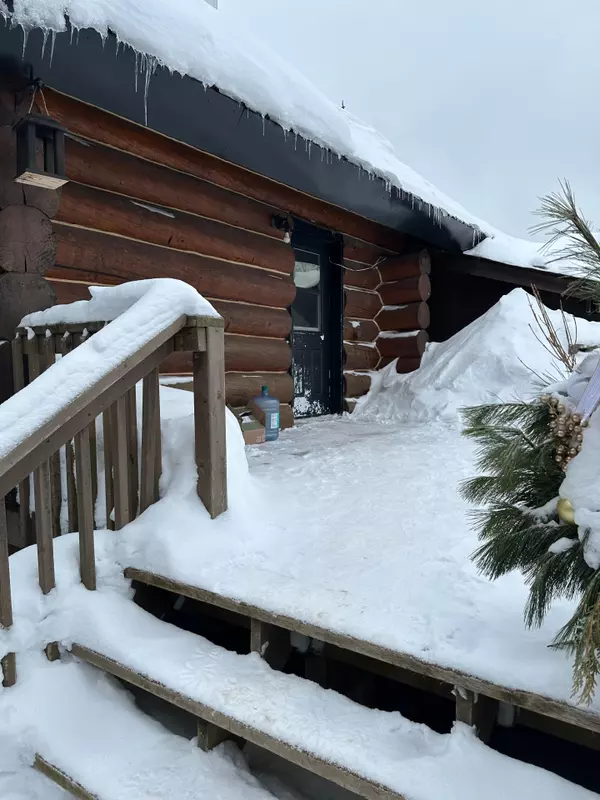 Kapuskasing, ON P5N 2X8,127 Mitchell RD