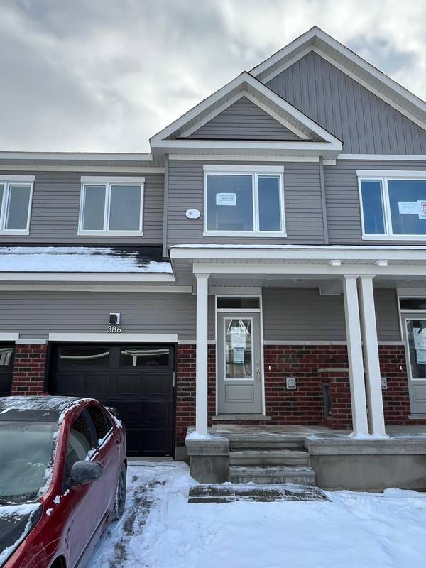386 LES EMMERSON DR, Barrhaven, ON K2J 7L7