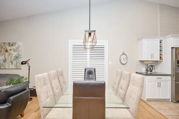 Niagara Falls, ON L2H 3H4,4474 Francesco AVE