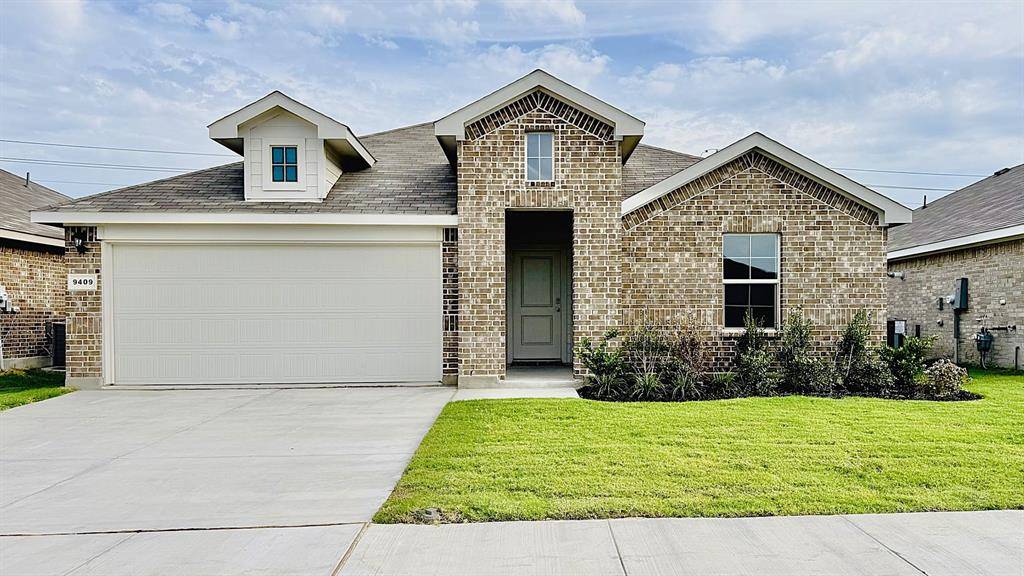 9409 MINT HILL Drive, Fort Worth, TX 76108