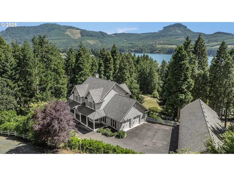 375 MARINA VISTA DR, Lowell, OR 97452