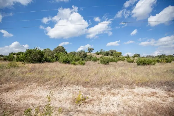 1584 Hidden Oaks Trail Trail, Glen Rose, TX 76690