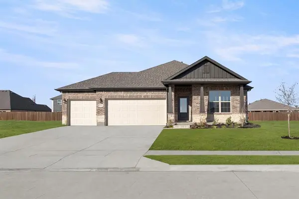 204 Briarwood Drive, Nevada, TX 75173