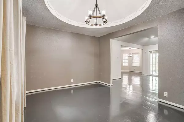 Cleburne, TX 76033,1114 Willowcreek Road