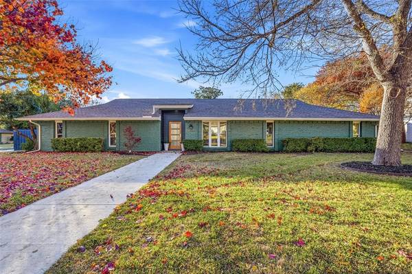 4007 Echo Glen Drive, Dallas, TX 75244