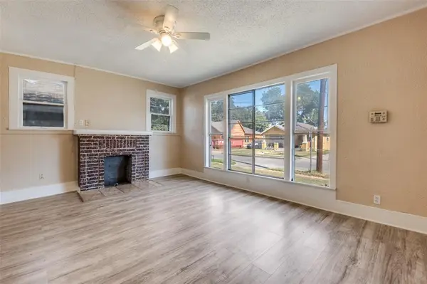 Dallas, TX 75215,3527 Dunbar Street