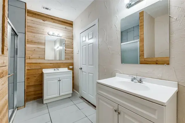 Dallas, TX 75215,3527 Dunbar Street