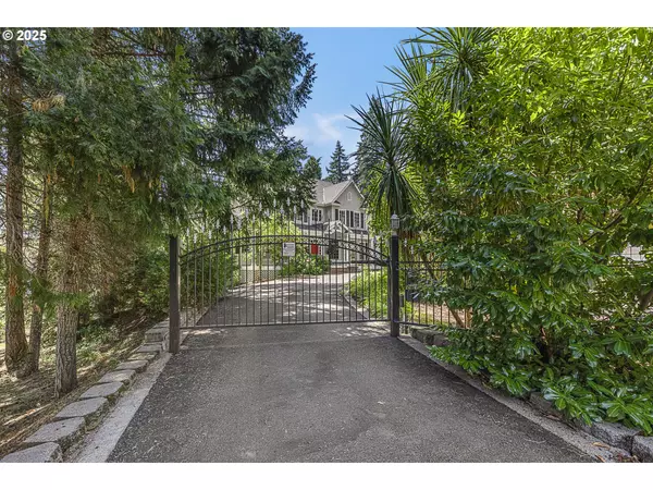 Lowell, OR 97452,375 MARINA VISTA DR