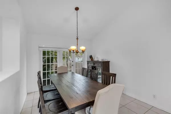 Weston, FL 33326,699 Spinnaker