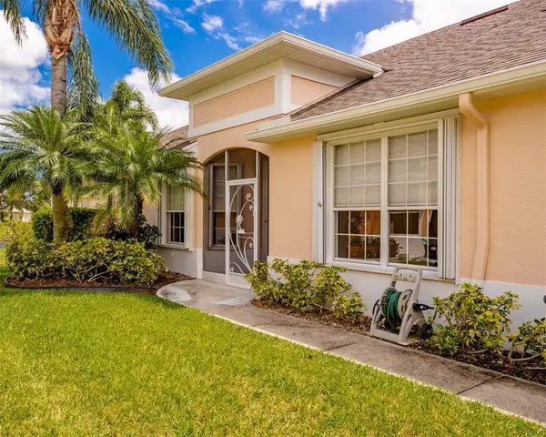 Vero Beach, FL 32968,471 E Tangerine Sq SW