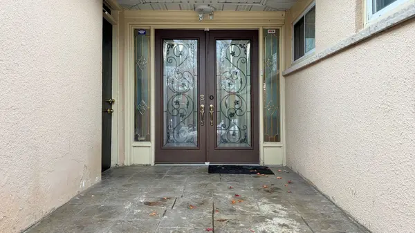 Toronto W05, ON M3J 1H2,11 Conamore CRES