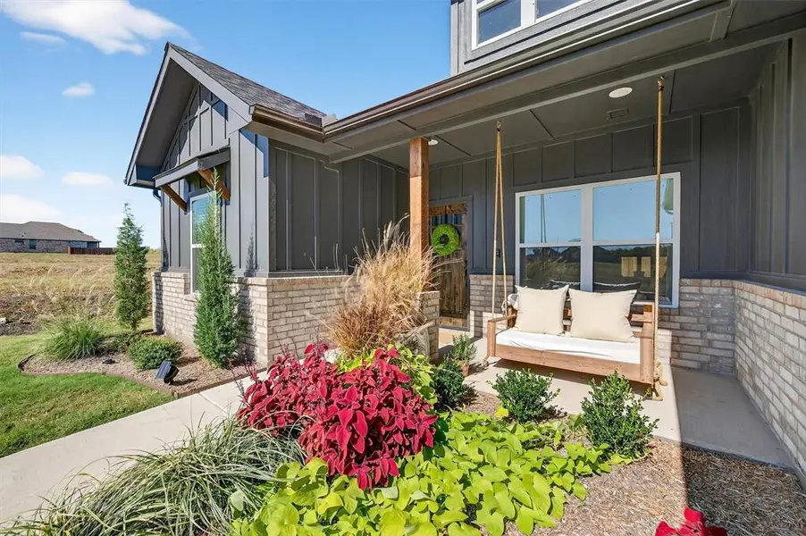 4113 Hummingbird Drive, Sherman, TX 75092