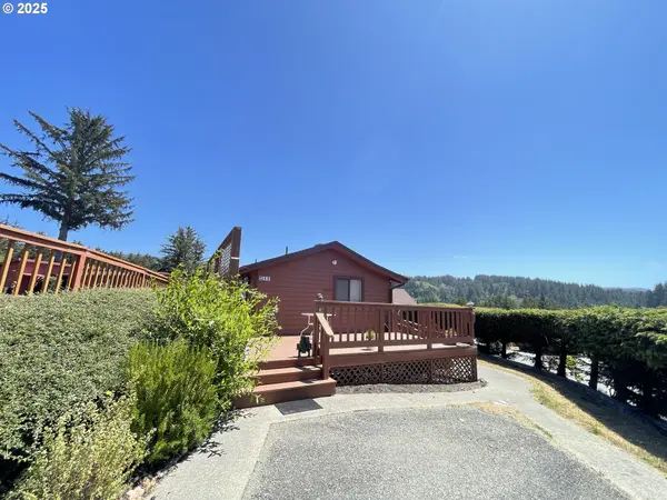 Brookings, OR 97415,19921 WHALESHEAD RD #I 3