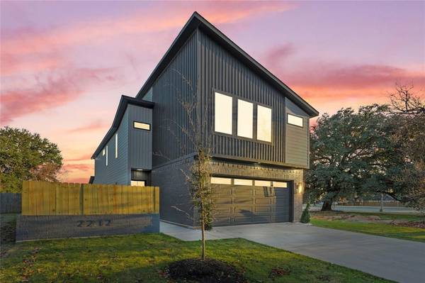 2212 Marburg Street, Dallas, TX 75215