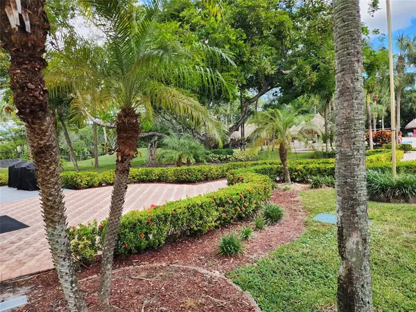 Margate, FL 33063,3050 Holiday Springs Blvd #207