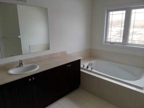 Brock, ON L0K 1A0,11 Stoddart ST