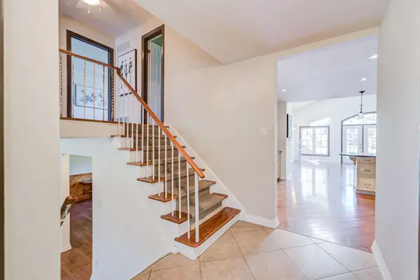 Richmond Hill, ON L4E 2P5,20 Blackforest DR