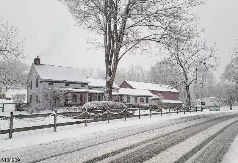 25 Clove Rd, Wantage Twp., NJ 07461