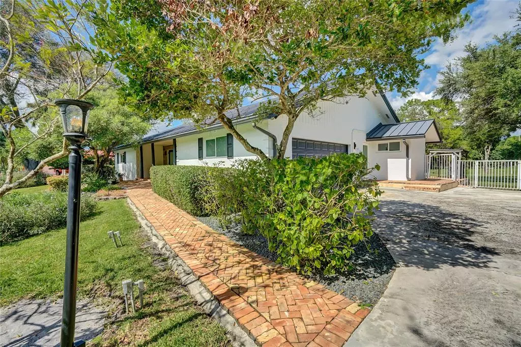 Southwest Ranches, FL 33331,Address not disclosed