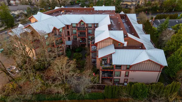 Saanich, BC V8Z 3G3,4529 West Saanich Rd #103