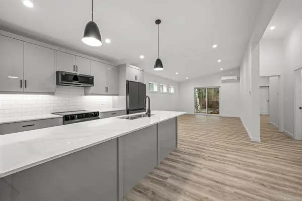 Cumberland, BC V0R 1S0,3025 Royston Rd #42