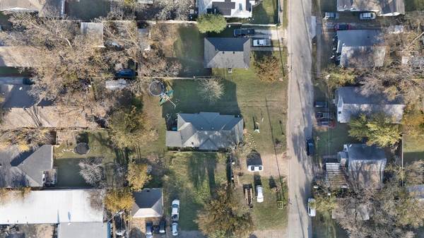 109 Claude Avenue, Cleburne, TX 76031