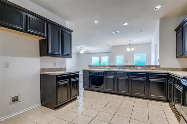 Heartland, TX 75126,2020 Sterling Gate Drive