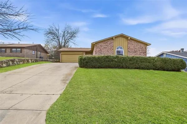 Fort Worth, TX 76116,7833 Davenport Avenue